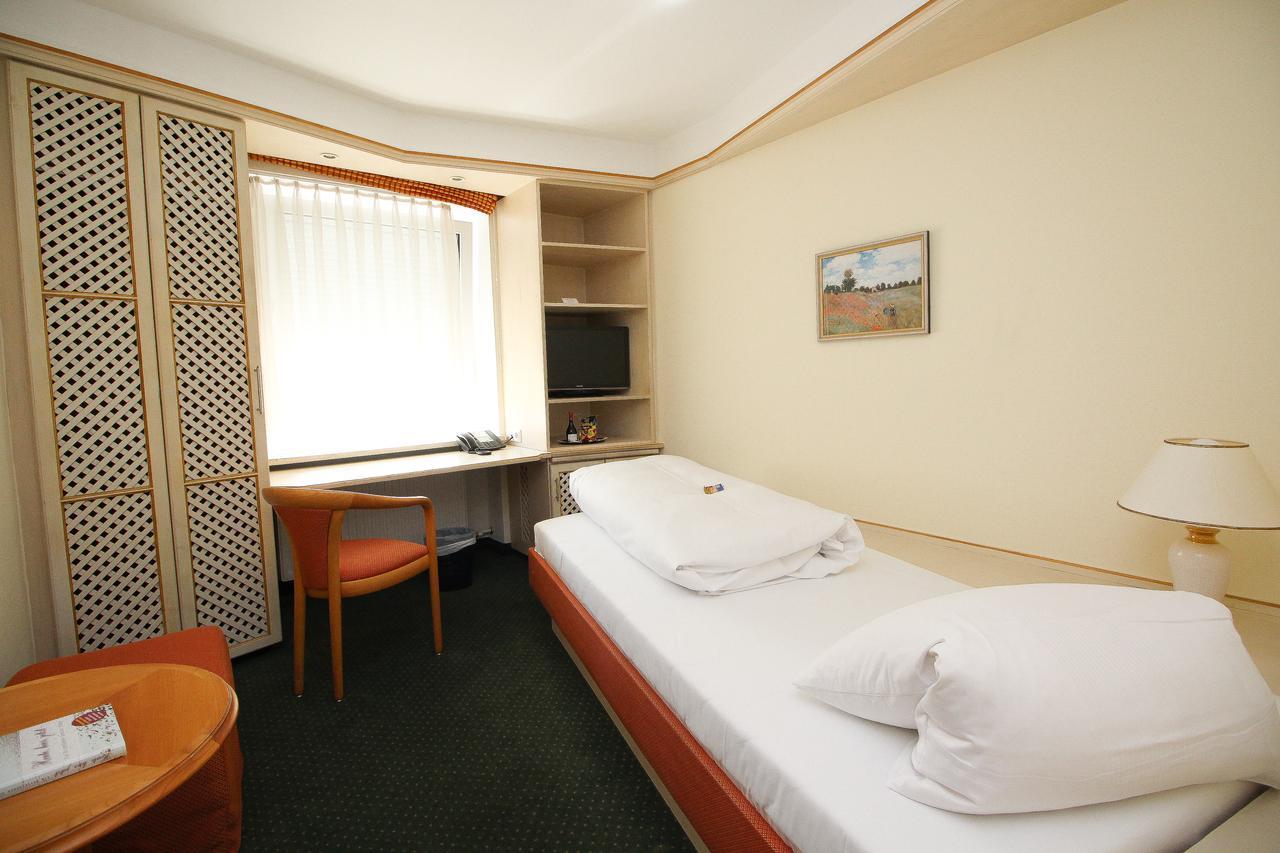 Hotel Leopold München Exteriör bild