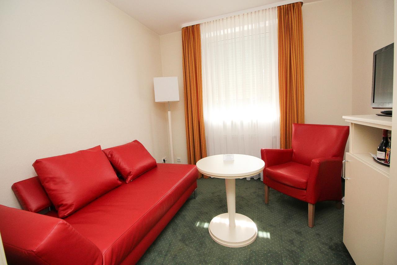 Hotel Leopold München Exteriör bild
